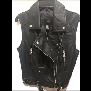 Forever 21 Casual Vest Silver/Black